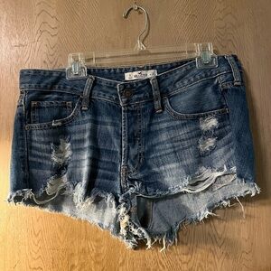Hollister distressed short shorts